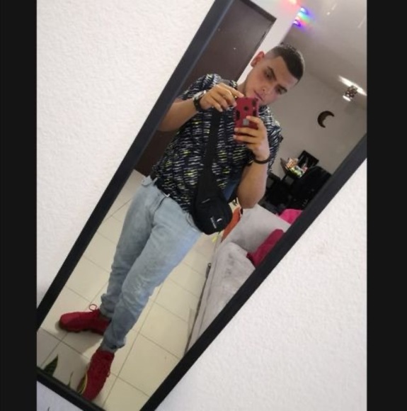 Meet your Posher, Ivanle - Picture 1 of 1